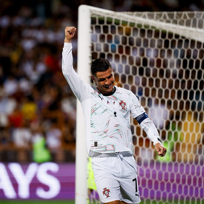 克里斯蒂亚诺·罗纳尔多（Cristiano Ronaldo）推特账号